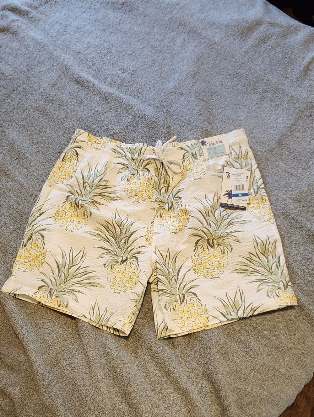 Trunks Surf + Swim Co Pineapple Swim Shorts Men’s XL NWT 6.5” Inseam Sano Travel
